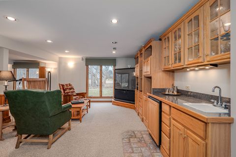 Tiny photo for 3104 Easton Place, St. Charles, IL 60174 (MLS # 12578498)