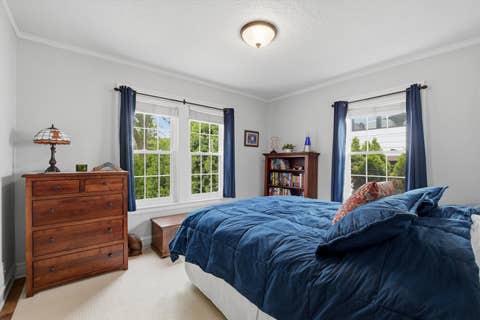 Tiny photo for 708 S Vine Avenue, Park Ridge, IL 60068 (MLS # 12660919)