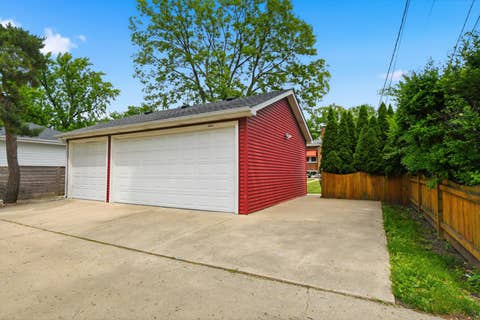 Tiny photo for 708 S Vine Avenue, Park Ridge, IL 60068 (MLS # 12660919)