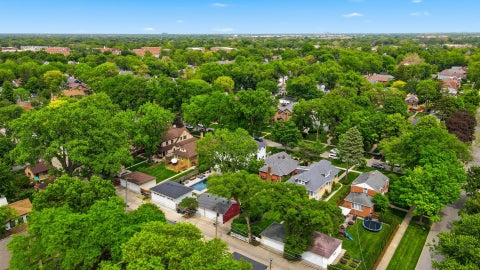 Tiny photo for 708 S Vine Avenue, Park Ridge, IL 60068 (MLS # 12660919)