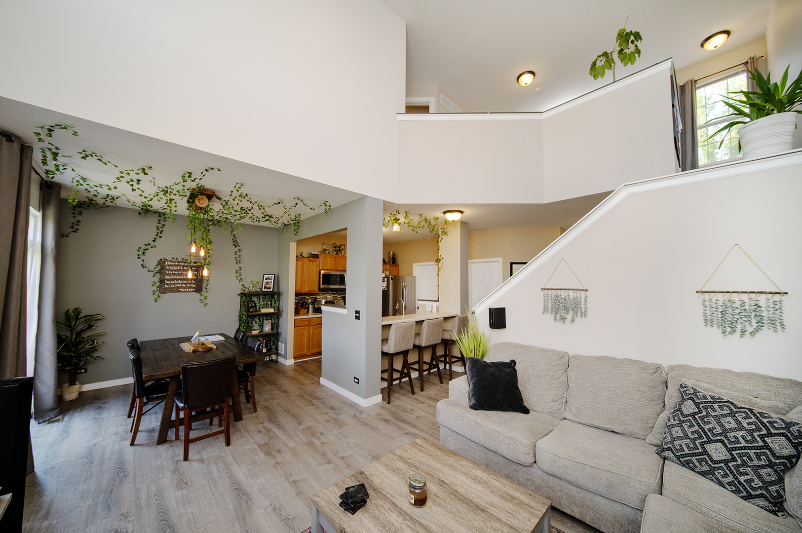610 N Red Deer Road