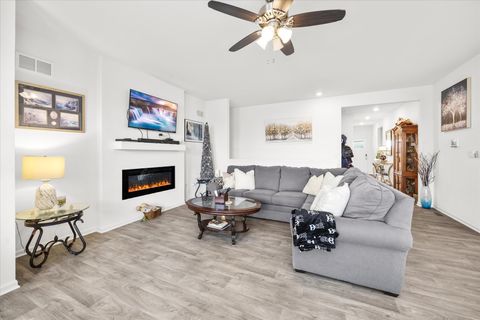 Tiny photo for 10122 Jonamac Avenue, Huntley, IL 60142 (MLS # 12495429)