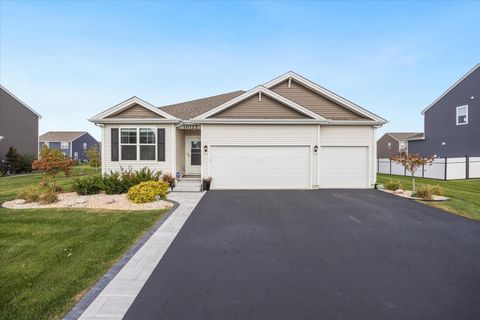 10122 Jonamac Avenue Huntley IL 60142