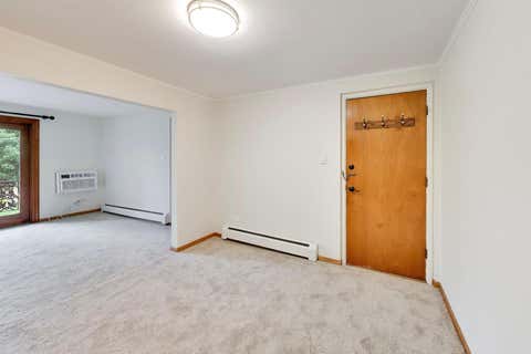 Tiny photo for 901 8th Avenue #12, La Grange, IL 60525 (MLS # 12697617)