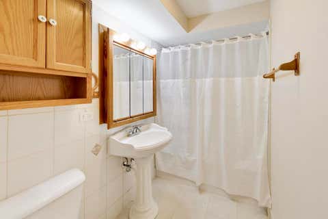 Tiny photo for 901 8th Avenue #12, La Grange, IL 60525 (MLS # 12697617)