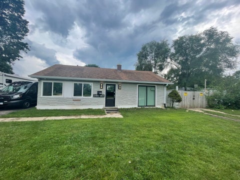 Photo of 26W283 North Avenue, Carol Stream, IL 60188 (MLS # 12726054)