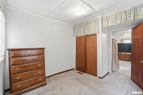 Tiny photo for 2537 BOIES Avenue, Davenport, IA 52802 (MLS # 12611898)