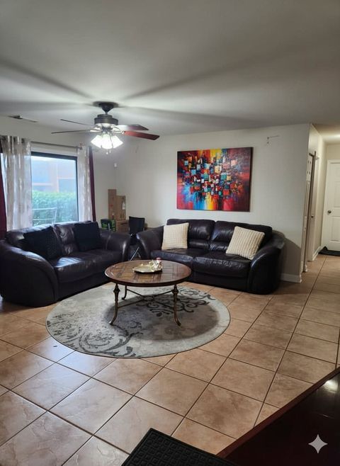 Tiny photo for 717 Tipperary Court #1C, Schaumburg, IL 60193 (MLS # 12508919)