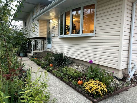 Tiny photo for 2950 188th Place, Lansing, IL 60438 (MLS # 12497788)