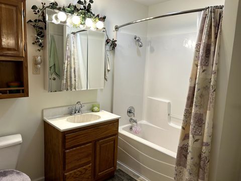 Tiny photo for 2950 188th Place, Lansing, IL 60438 (MLS # 12497788)