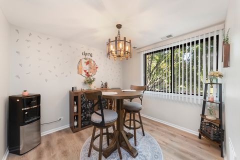 Tiny photo for 440 Raintree Court #1D, Glen Ellyn, IL 60137 (MLS # 12470197)