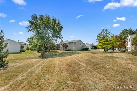 Tiny photo for 327 Newport Lane #B2, Bartlett, IL 60103 (MLS # 12630271)