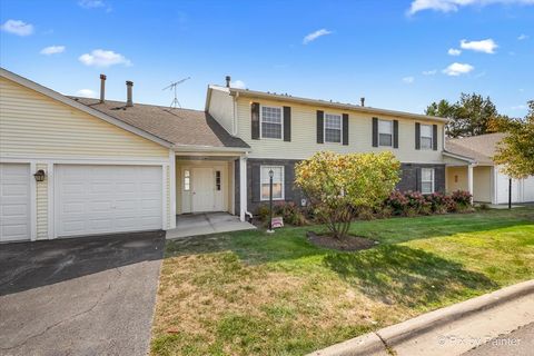 Photo of 327 Newport Lane #B2, Bartlett, IL 60103 (MLS # 12630271)