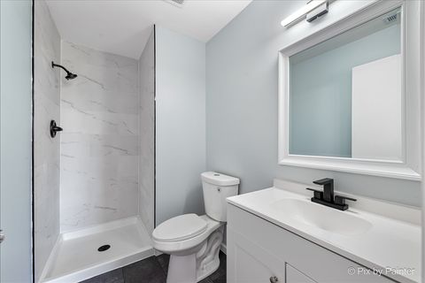 Tiny photo for 327 Newport Lane #B2, Bartlett, IL 60103 (MLS # 12630271)