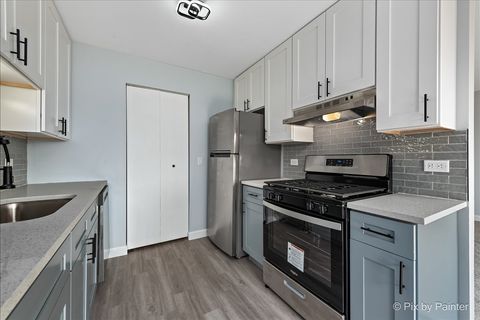 Tiny photo for 327 Newport Lane #B2, Bartlett, IL 60103 (MLS # 12630271)