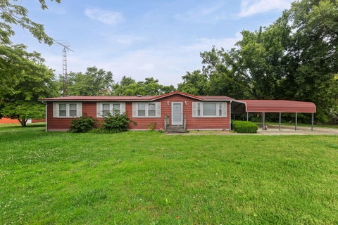 Tiny photo for 23679 N Carpenter Lane, Centralia, IL 62801 (MLS # 12672154)