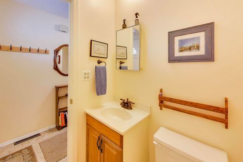 Tiny photo for 735 Garfield Avenue #735, Libertyville, IL 60048 (MLS # 12545948)