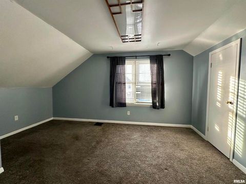 Tiny photo for 626 ARGYLE Court, Clinton, IA 52732 (MLS # QC4268677)