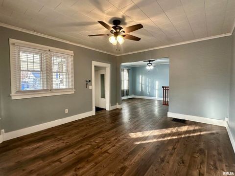 Tiny photo for 626 ARGYLE Court, Clinton, IA 52732 (MLS # QC4268677)