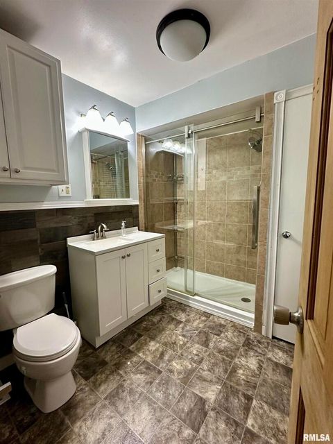 Tiny photo for 626 ARGYLE Court, Clinton, IA 52732 (MLS # QC4268677)