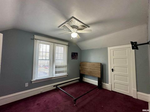 Tiny photo for 626 ARGYLE Court, Clinton, IA 52732 (MLS # QC4268677)