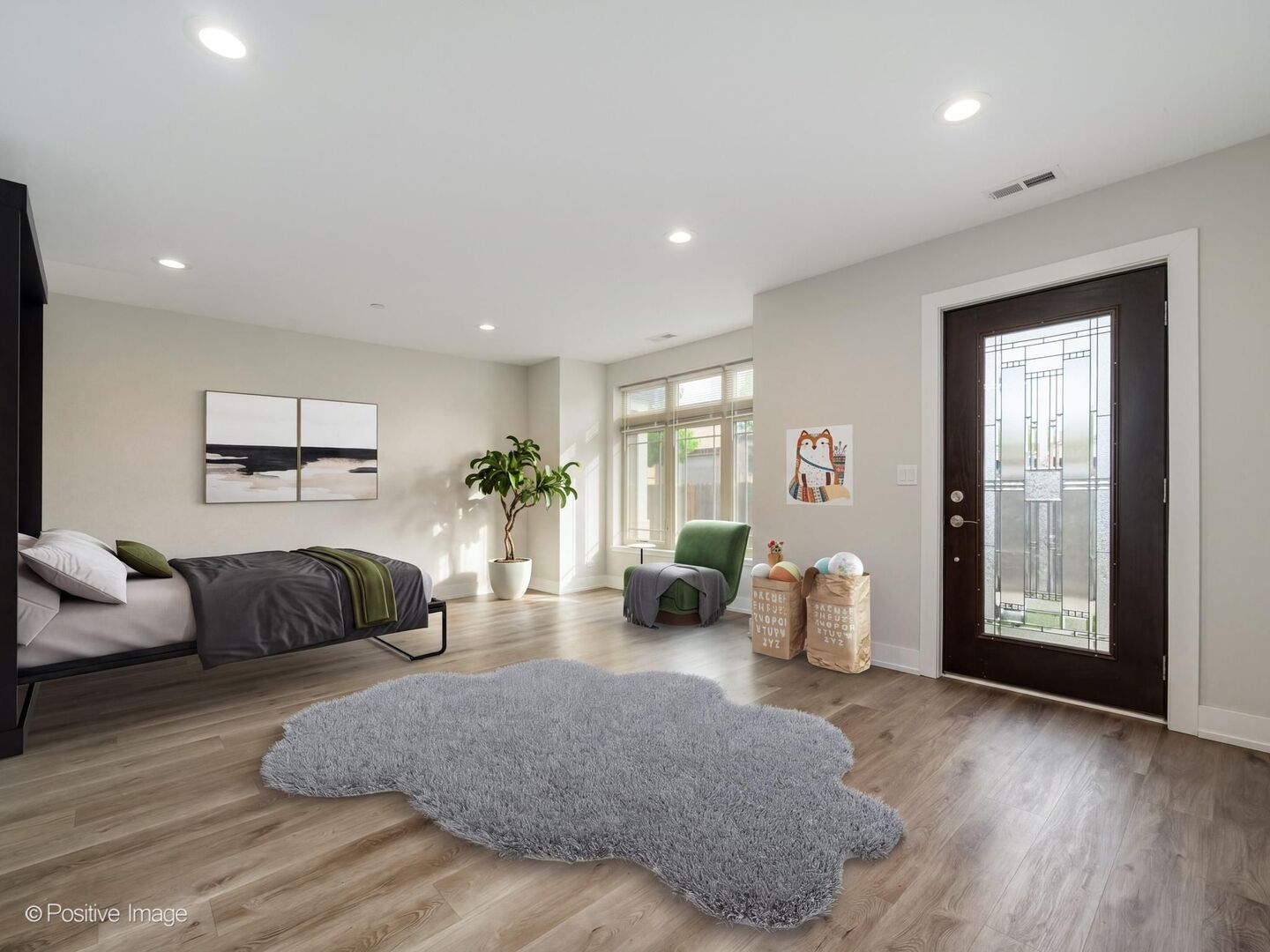 43 FOREST Avenue