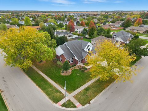 Tiny photo for 400 W Joliet Highway, New Lenox, IL 60451 (MLS # 12495848)
