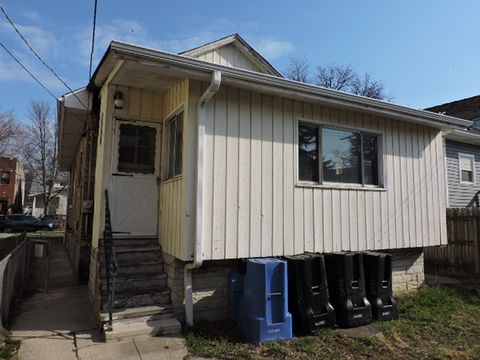 Tiny photo for 5653 W Leland Avenue, Chicago, IL 60630 (MLS # 12609679)