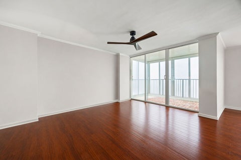 Tiny photo for 940 W Glenlake Avenue #34D, Chicago, IL 60660 (MLS # 12755317)
