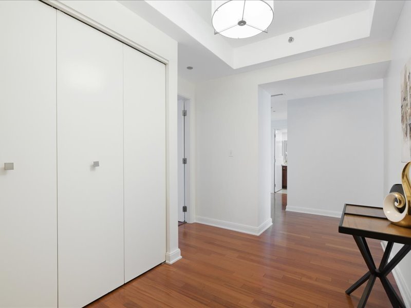 130 N Garland Court 5101