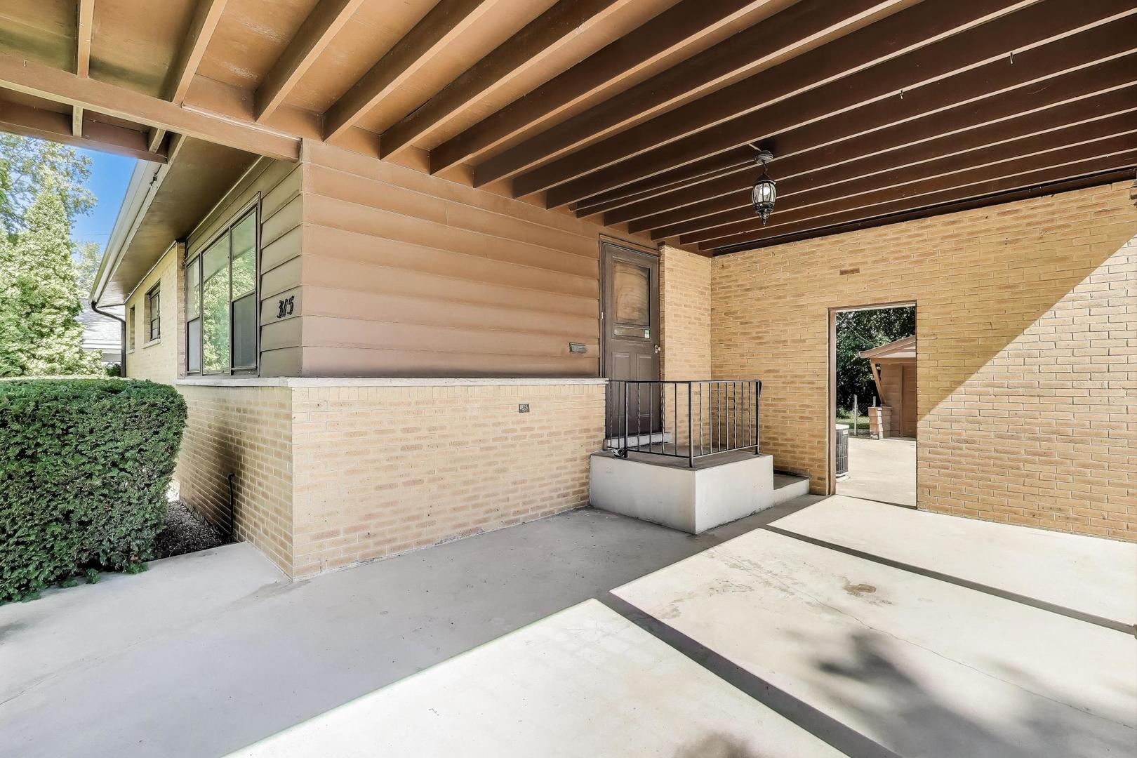 315 N Drury Lane
