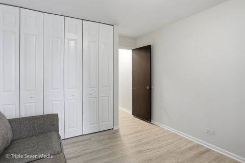 Tiny photo for 440 Raintree Court #1G, Glen Ellyn, IL 60137 (MLS # 12557957)