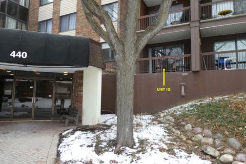 Tiny photo for 440 Raintree Court #1G, Glen Ellyn, IL 60137 (MLS # 12557957)