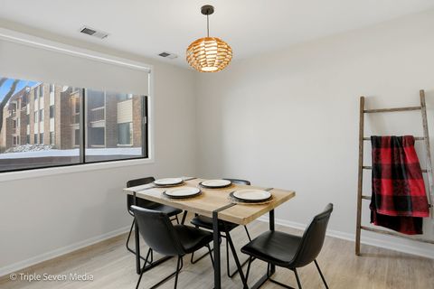 Tiny photo for 440 Raintree Court #1G, Glen Ellyn, IL 60137 (MLS # 12557957)