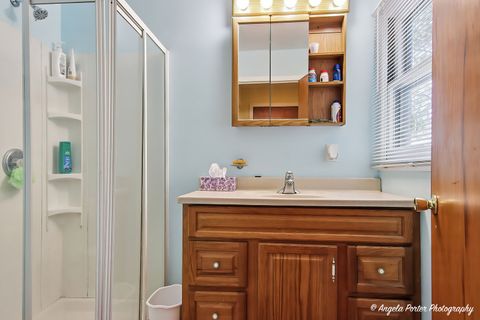 Tiny photo for 2923 Shorewood Drive, McHenry, IL 60050 (MLS # 12687637)