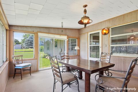 Tiny photo for 2923 Shorewood Drive, McHenry, IL 60050 (MLS # 12687637)