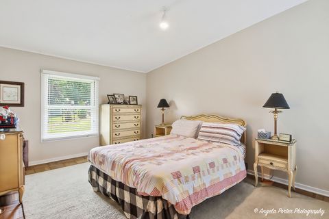 Tiny photo for 2923 Shorewood Drive, McHenry, IL 60050 (MLS # 12687637)