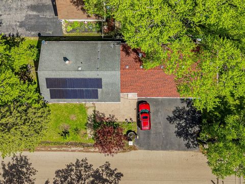 Tiny photo for 1045 Palace Street, Aurora, IL 60506 (MLS # 12624223)