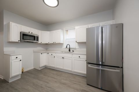 Tiny photo for 7653 S Saint Lawrence Avenue, Chicago, IL 60619 (MLS # 12630533)
