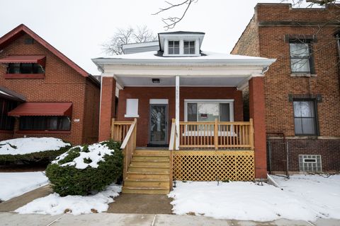 Tiny photo for 7653 S Saint Lawrence Avenue, Chicago, IL 60619 (MLS # 12630533)