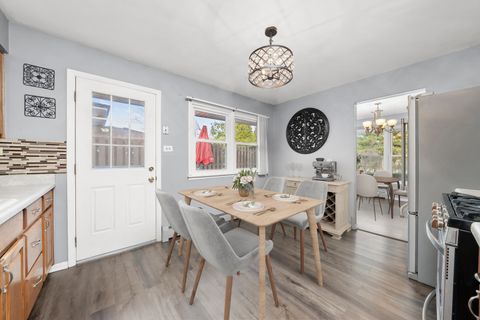 Tiny photo for 6839 W 127th Street, Palos Heights, IL 60463 (MLS # 12583423)