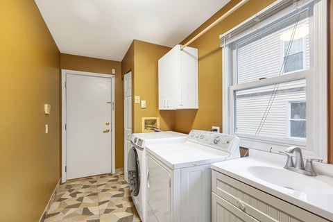 Tiny photo for 77 Montclair Road, Vernon Hills, IL 60061 (MLS # 12770751)