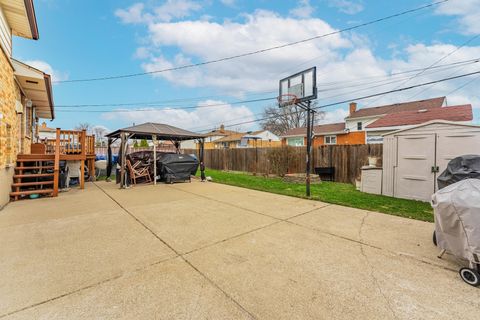 Tiny photo for 1531 N 9th Avenue, Melrose Park, IL 60160 (MLS # 12608024)