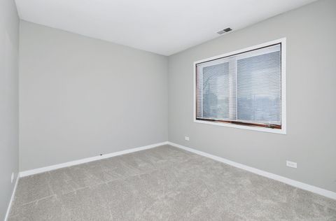 Tiny photo for 6441 W Pershing Road #305, Stickney, IL 60402 (MLS # 12561362)