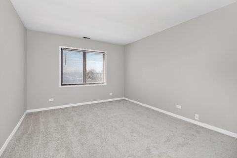 Tiny photo for 6441 W Pershing Road #305, Stickney, IL 60402 (MLS # 12561362)