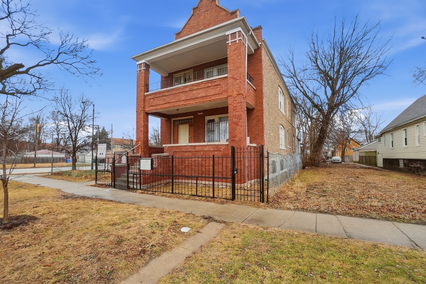 8705 S Saginaw Avenue