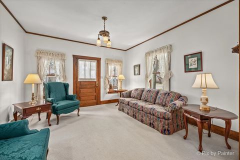 Tiny photo for 92 Hawley Avenue, West Dundee, IL 60118 (MLS # 12610522)