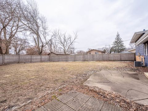 Tiny photo for 18331 Hickory Street, Lansing, IL 60438 (MLS # 12534296)