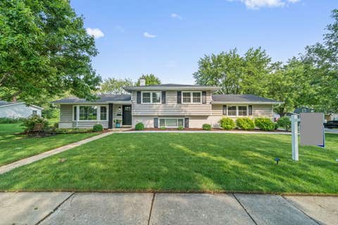 Photo of 1340 Clyde Drive, Naperville, IL 60565 (MLS # 12723334)