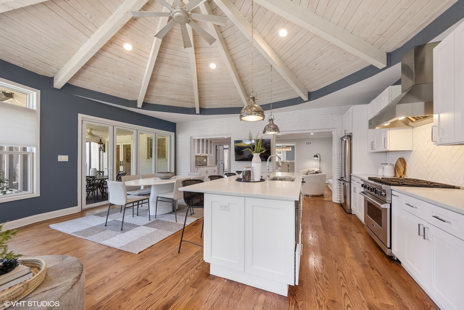 301 E 59th Street